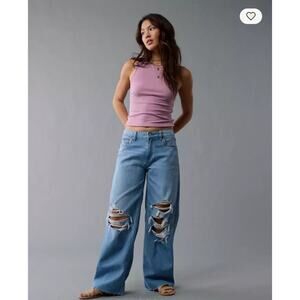 NEW AE Dreamy Drape Ripped Low-Rise Baggy WideLeg Jean 4 27w